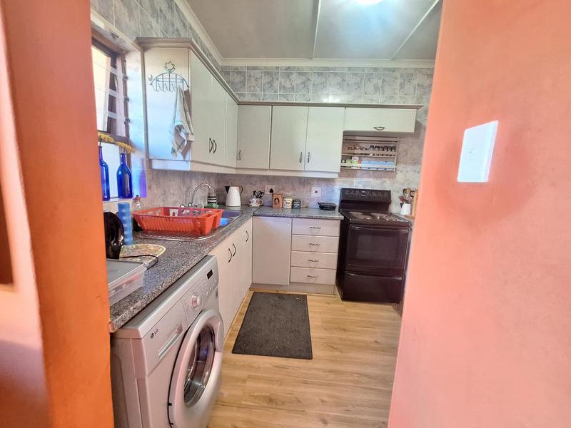 2 Bedroom Property for Sale in Hartenbos Western Cape